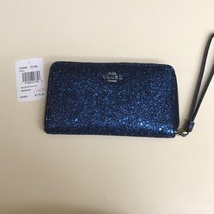 NWT Coach Wristlet Wallet Glitter Blue